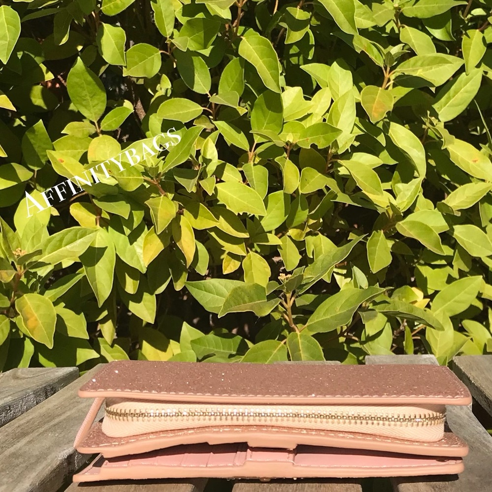 Kate spade rose gold medium bifold wallet glitter - Picture 4 of 4